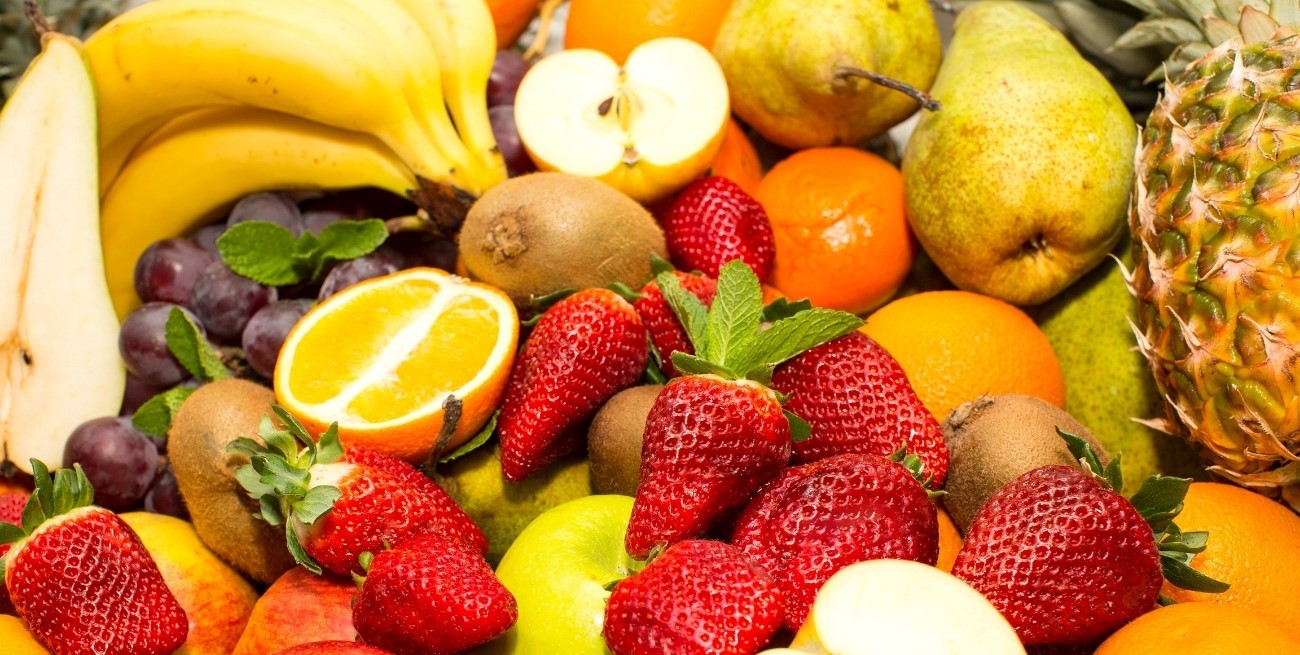 Cómo potenciar la absorción de hierro con frutas 