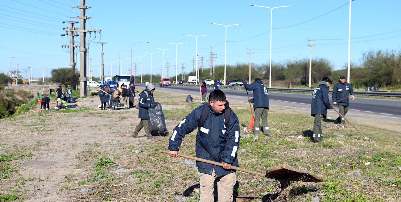 Circunvalación Oeste: con unas 150 toneladas de basura recolectada culmina un inédito megaoperativo de limpieza 