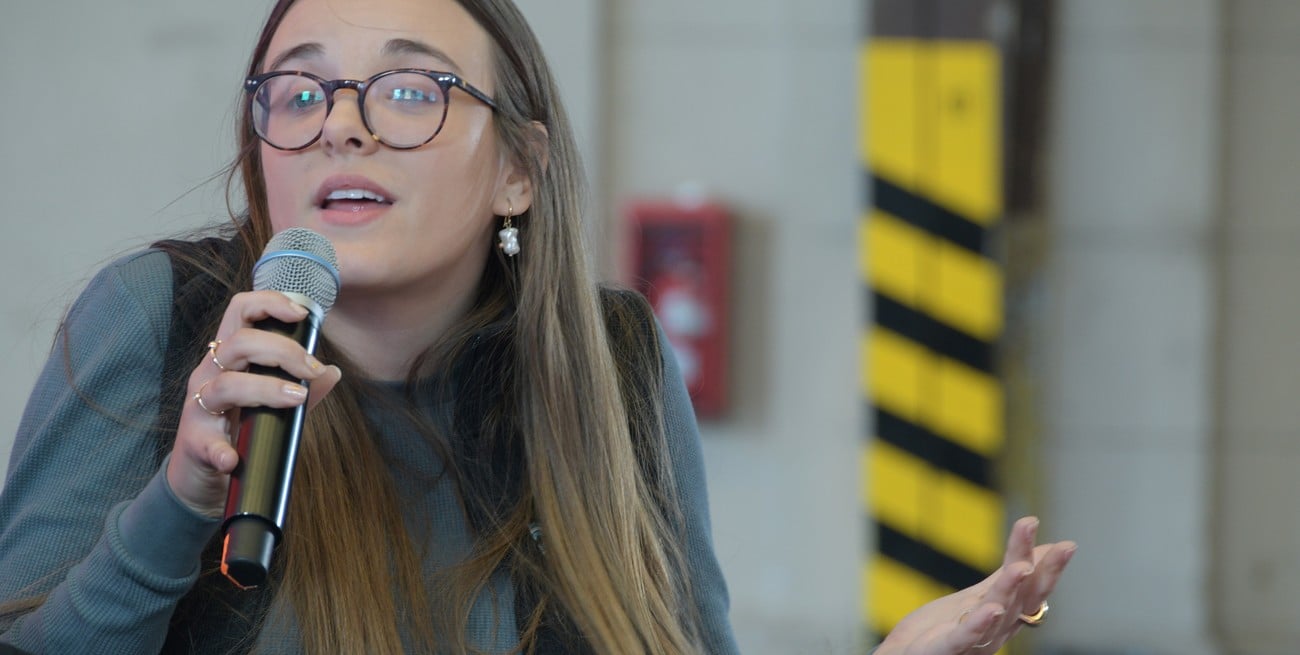 "La ciencia se puede contar y emocionar": la divulgadora Celeste Giardinelli en Santa Fe