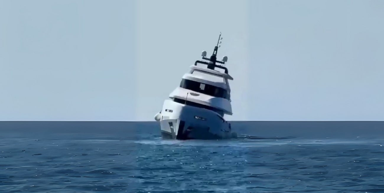 Impactante hundimiento de un yate de lujo en Turquía: cuatro personas se salvaron