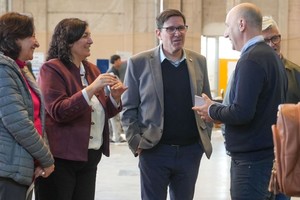 Carolina Piedrabuena y José Goity presentaron la Expo Carreras en la Estación Belgrano. Foto: GSF