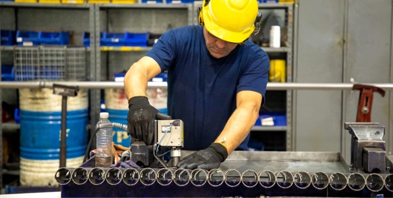 Cuvertino sobre la industria: “Se está eliminando un puente estratégico”