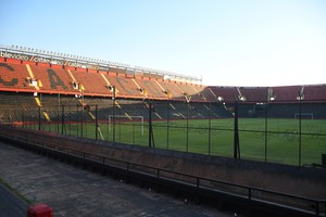 Será un solo partido de 90 minutos, en el estadio del Barrio Centenario:  Créditos: Manuel Fabatia