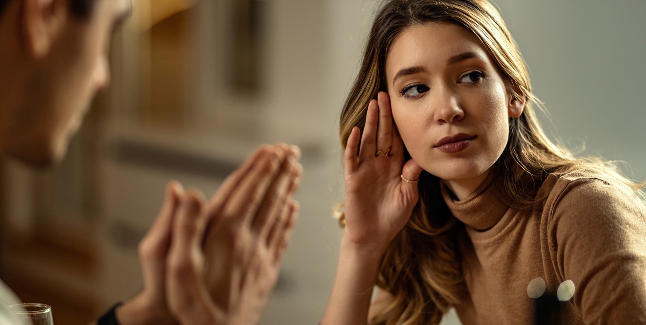 Qué significa el gaslighting y cómo identificarlo en una relación