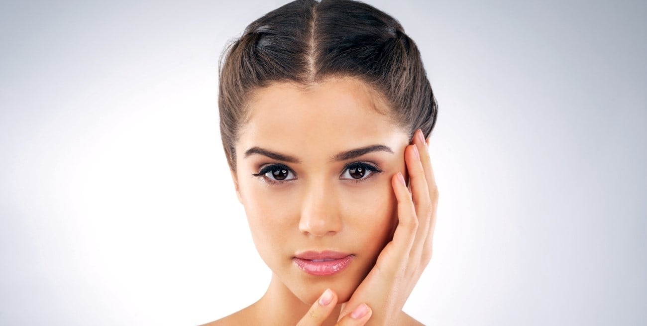 Triángulo de peligro en el rostro: qué es y por qué los médicos aconsejan no manipular granos en esa zona