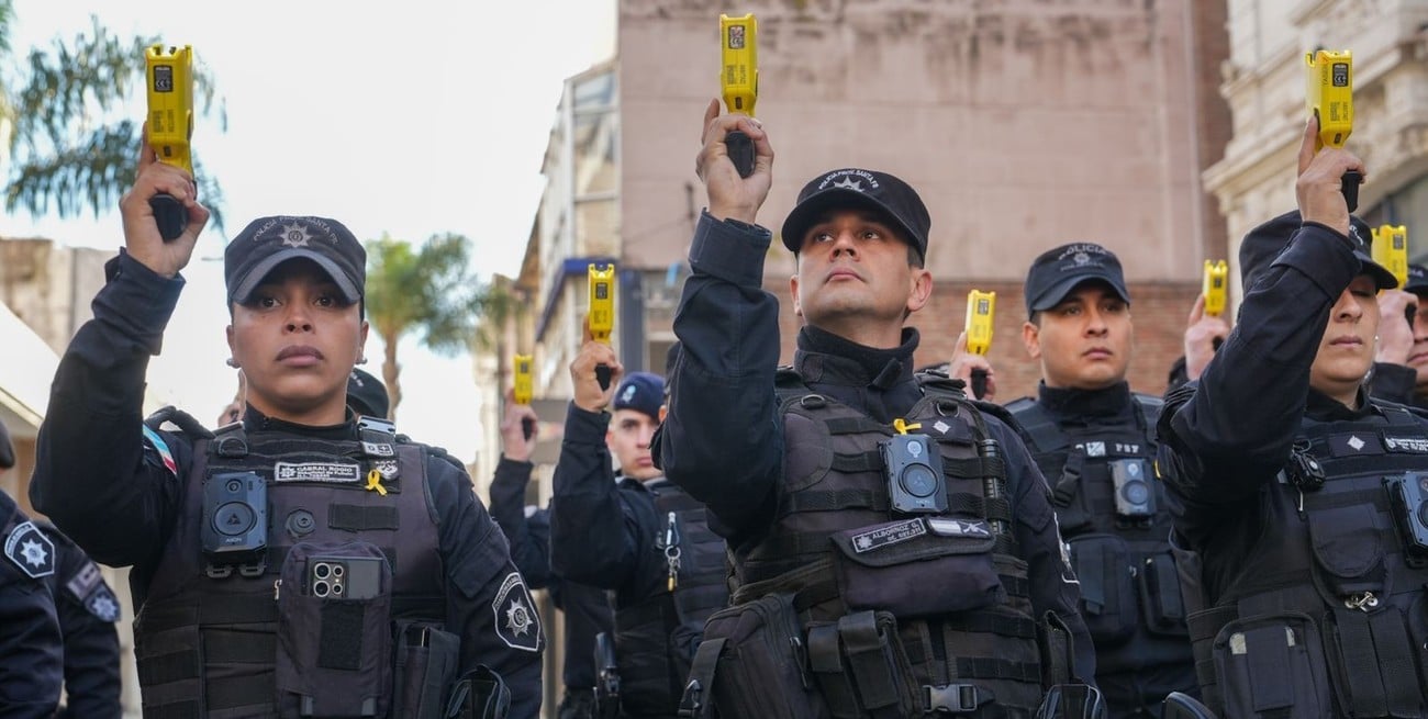 Policías de la ciudad Santa Fe comienzan a utilizar armas de baja letalidad 