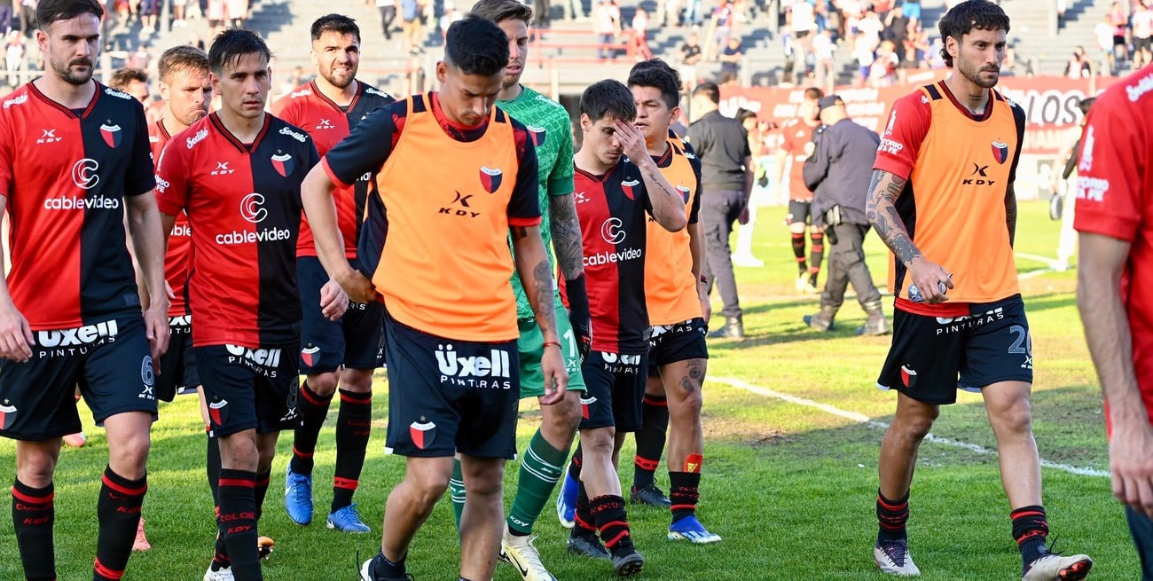 Colón: el plantel se presentó pero no se entrenó