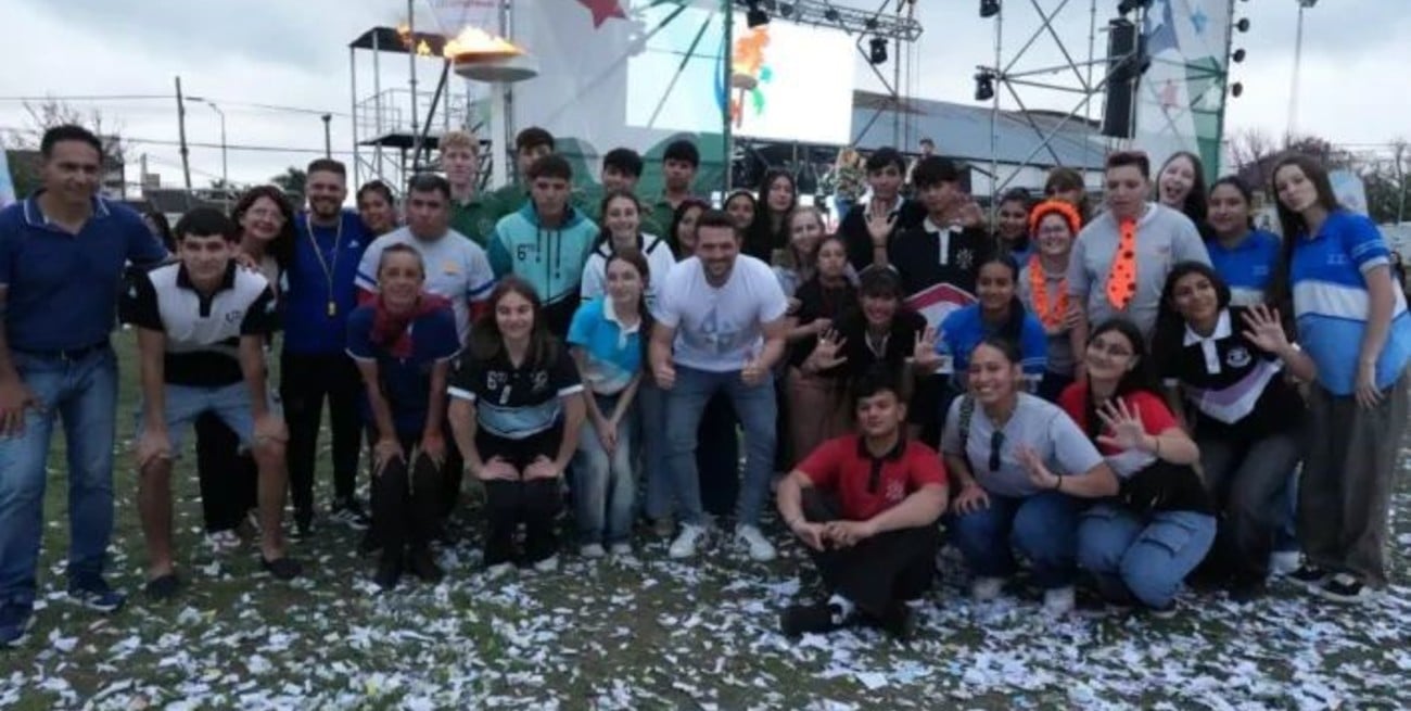 "Avellaneda hoy está más viva que nunca", aseguró Braidot en la apertura de la Estudiantina 2025