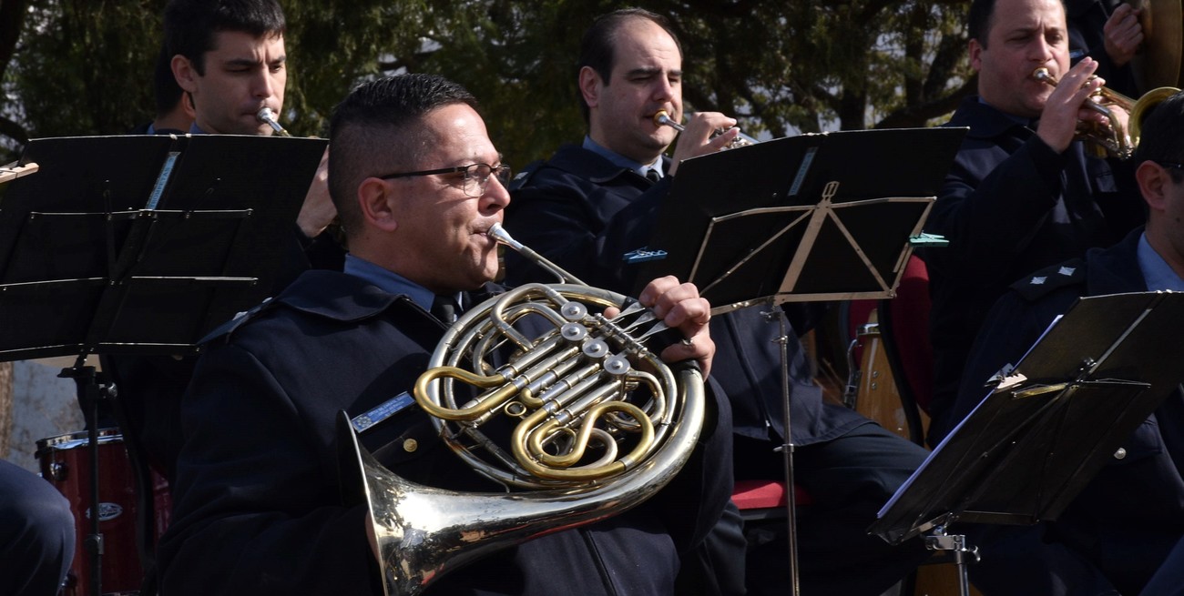 Contratarán músicos para bandas policiales de la provincia