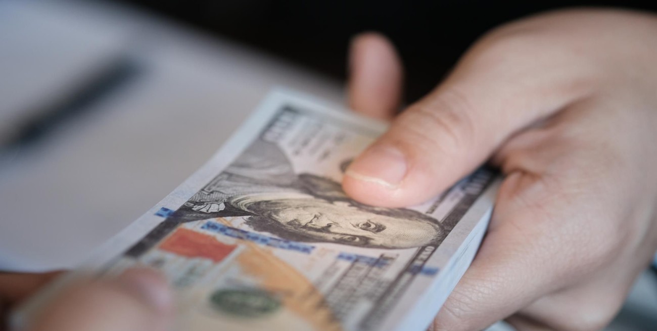 Cómo cerró el dólar en los bancos argentinos este jueves 18 de septiembre de 2025