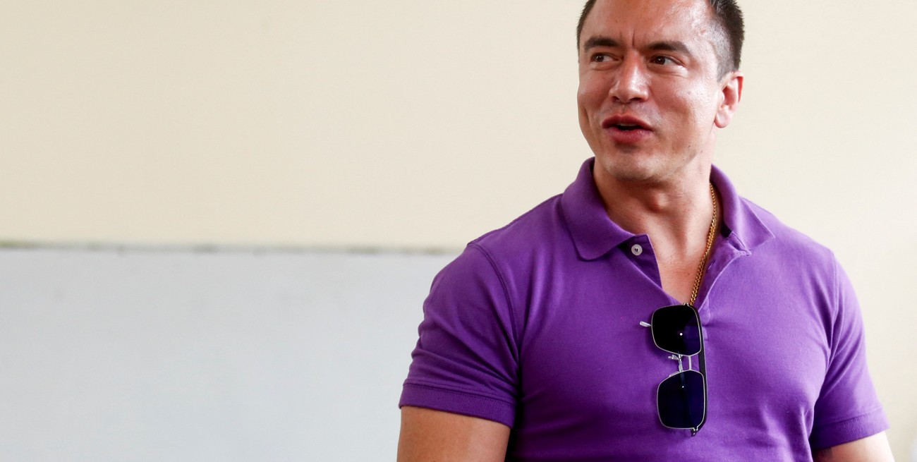 Noboa denuncia intento de asesinato, mientras restablece a Quito como sede del Gobierno