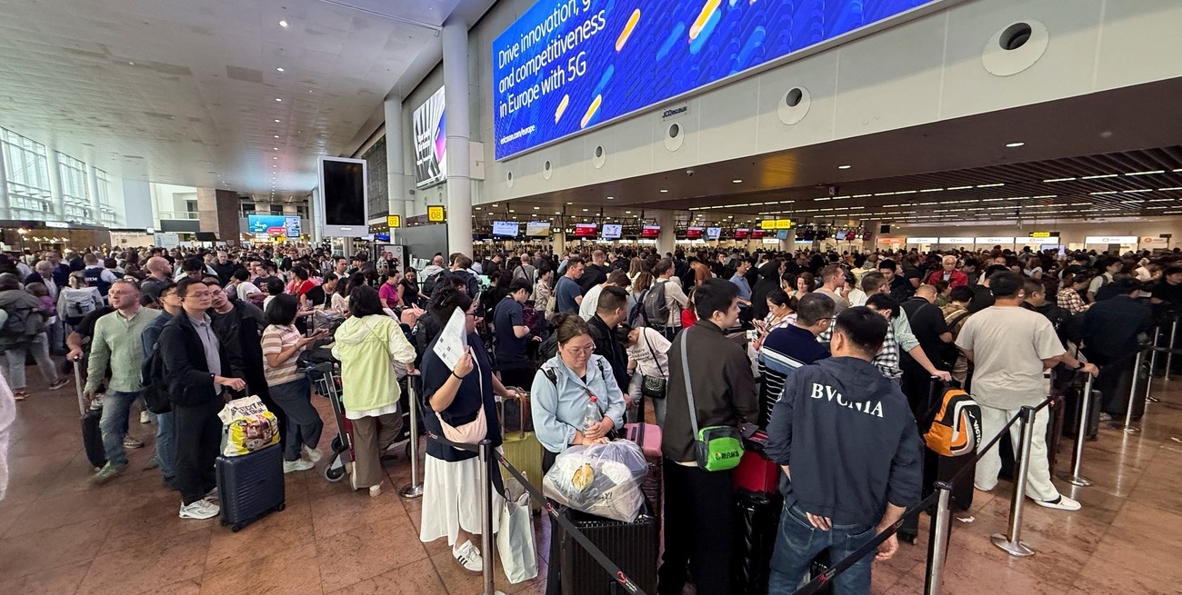 Aeropuertos europeos colapsaron tras un ciberataque en los sistemas de facturación