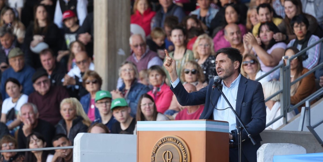 Pullaro: “Llevemos al Congreso legisladores que defiendan al campo, la producción y la industria”