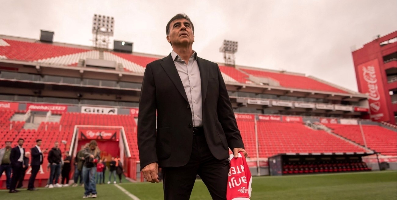 Quinteros asumió en Independiente y debutará en el clásico ante Racing