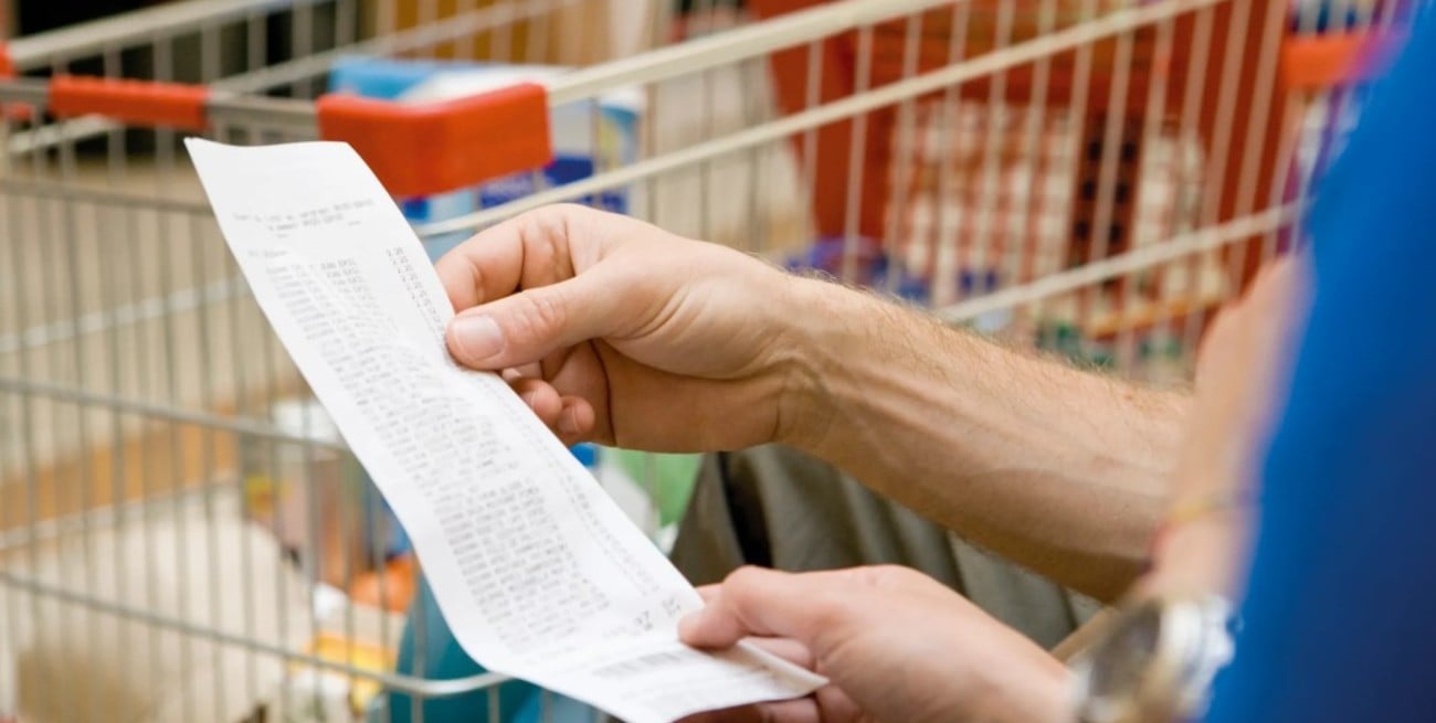 El INDEC confirma el freno del consumo en supermercados, mayoristas y shoppings