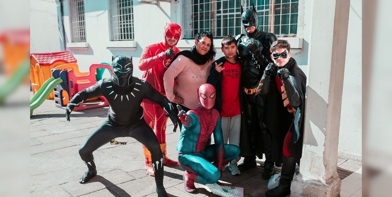 Batman Day en Rosario: convocan a celebrar al personaje y ayudar a infancias en vulnerabilidad