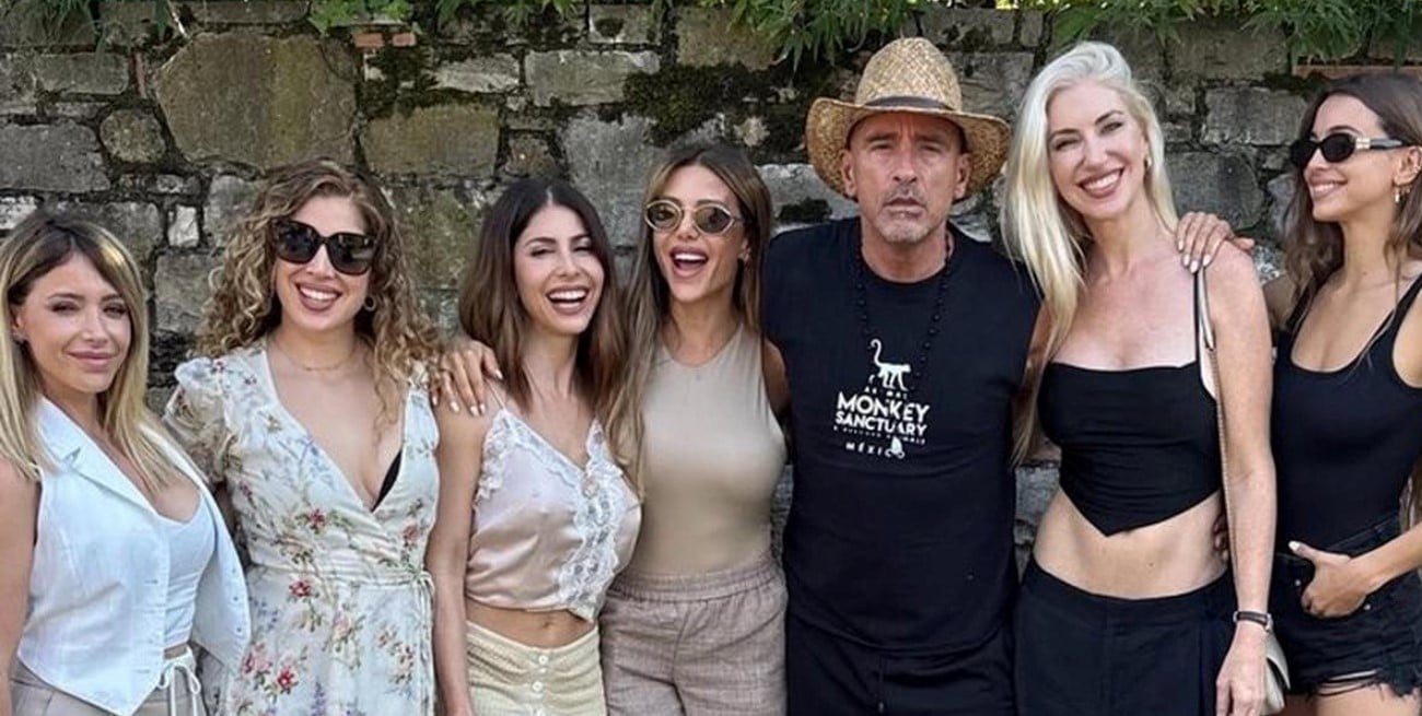 La versión de Eros Ramazzotti sobre el intento de beso a Evangelina Anderson