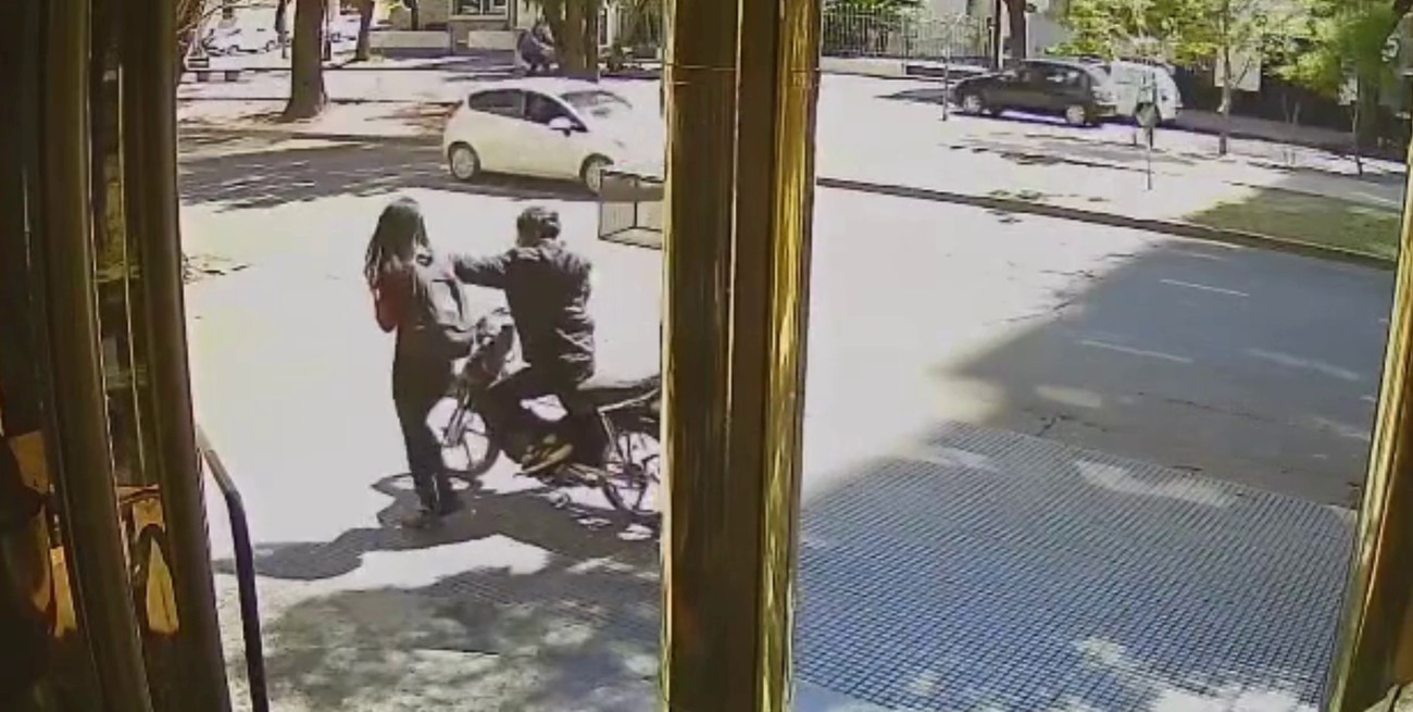 Santa Fe: violento arrebato en pleno bulevar Gálvez