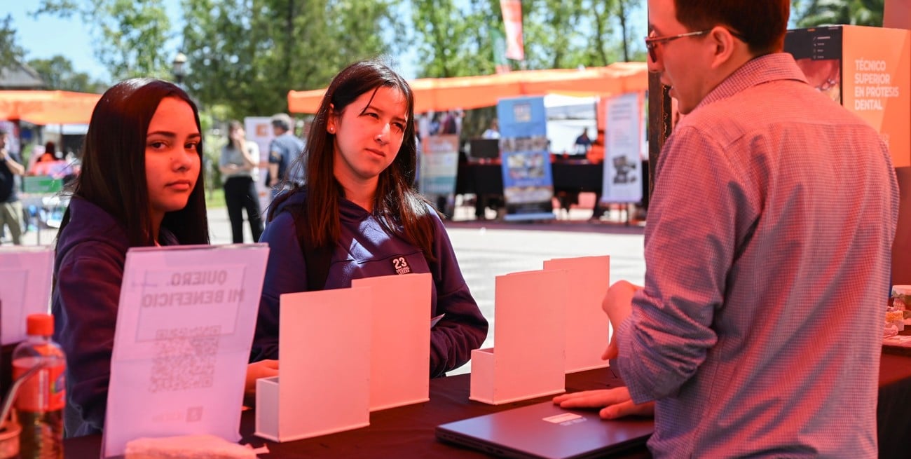 "Septiembre Joven": Villa Gobernador Gálvez abre las puertas a la formación profesional

