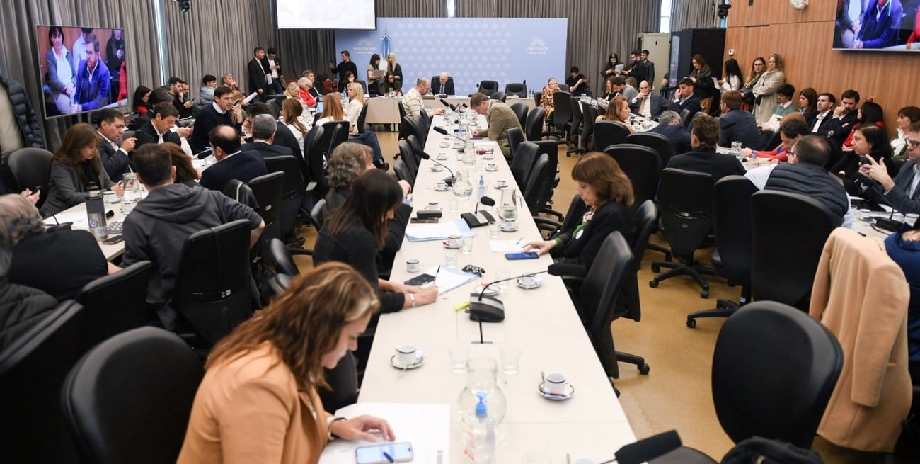 Debate del Presupuesto: primeros avances y unánime reclamo por la presencia de Caputo