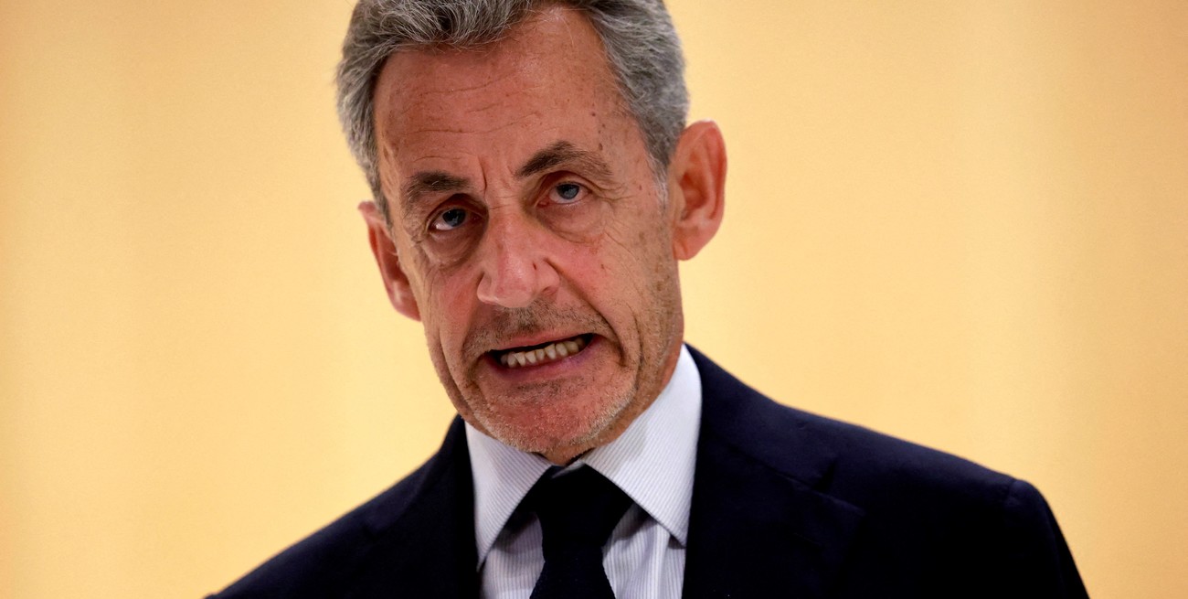 El ex presidente francés Sarkozy irá a la cárcel por asociación ilícita