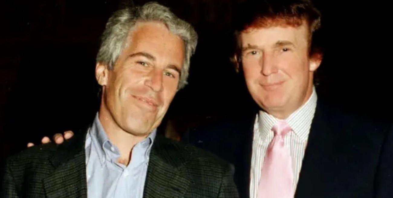 Difunden correos de Epstein que vinculan a Donald Trump con una presunta víctima en su casa
