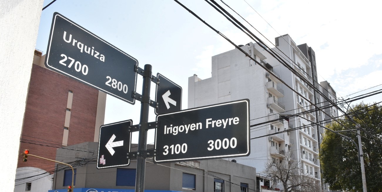 Corte de tránsito sobre calle Urquiza entre Crespo e Yrigoyen Freyre