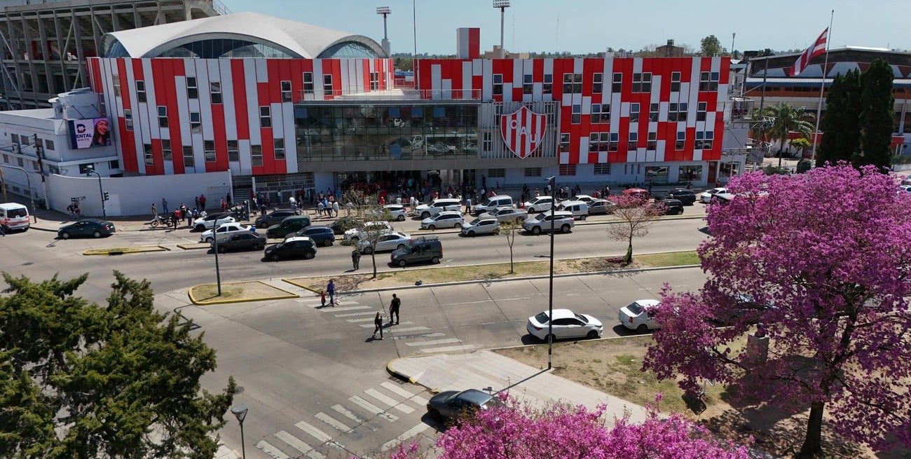 Unión, el único club del interior con tres disciplinas profesionales