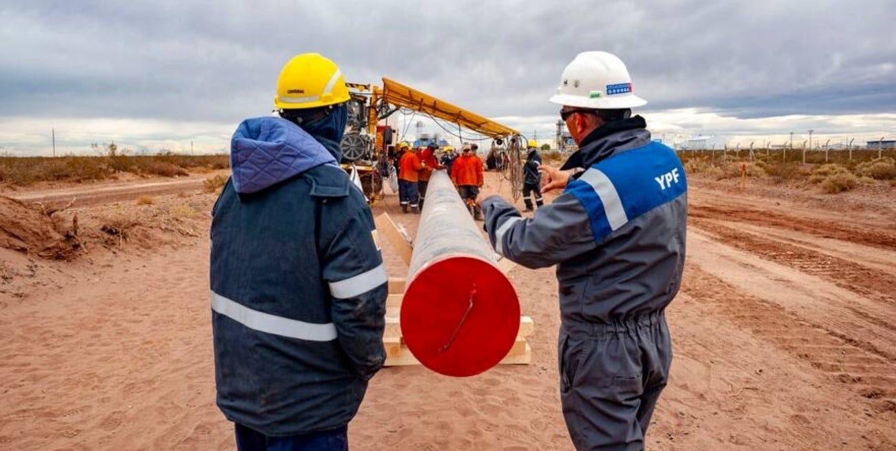 Prorrogaron las concesiones de transporte de hidrocarburos de YPF