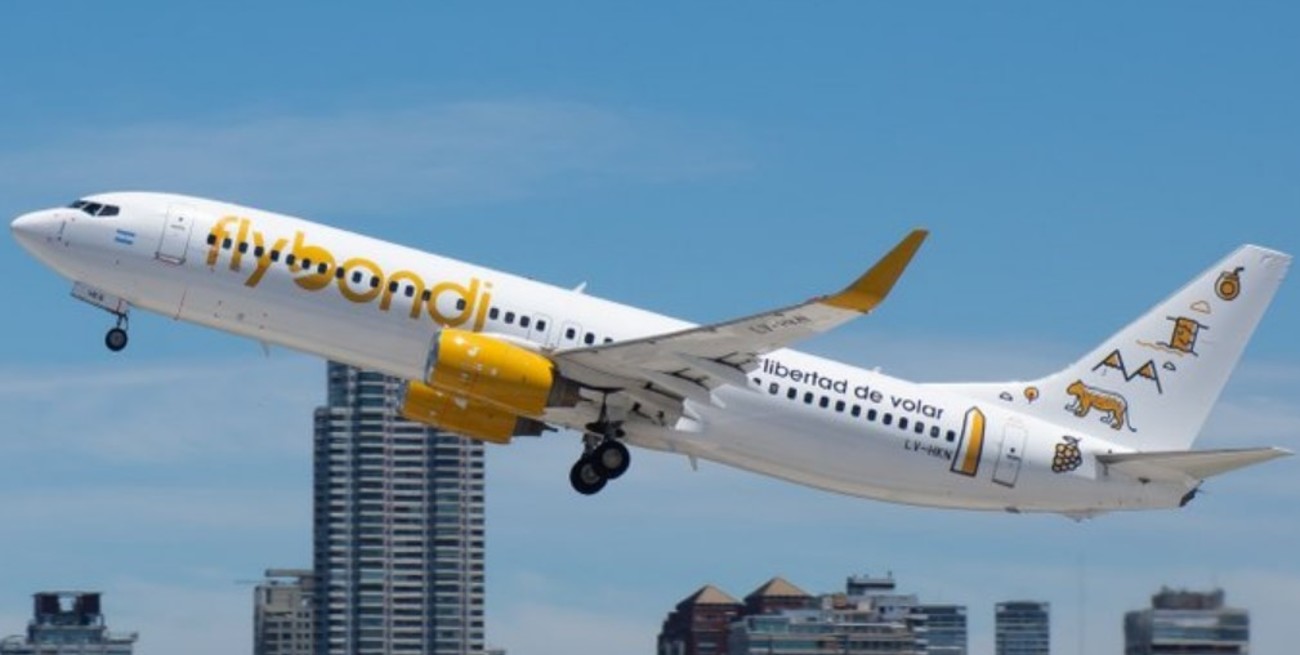 Demoraron un vuelo de Flybondi en Ezeiza por una amenaza de bomba