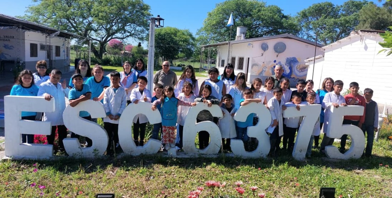La Escuela N° 6375 "Islas Malvinas" de Paraje Km. 89 celebra sus 75 años de historia