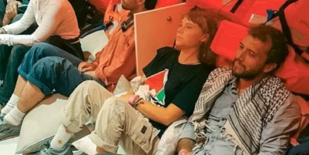 Israel interceptó la flotilla rumbo a Gaza y detuvo a Greta Thunberg