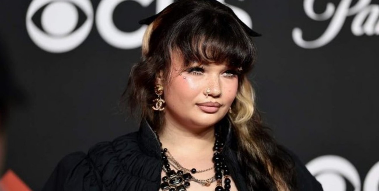 Lola Young se desmayó en pleno show y canceló su gira en Argentina