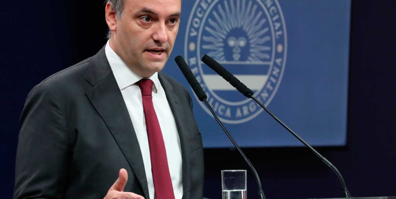 Adorni minimizó los dichos de Trump