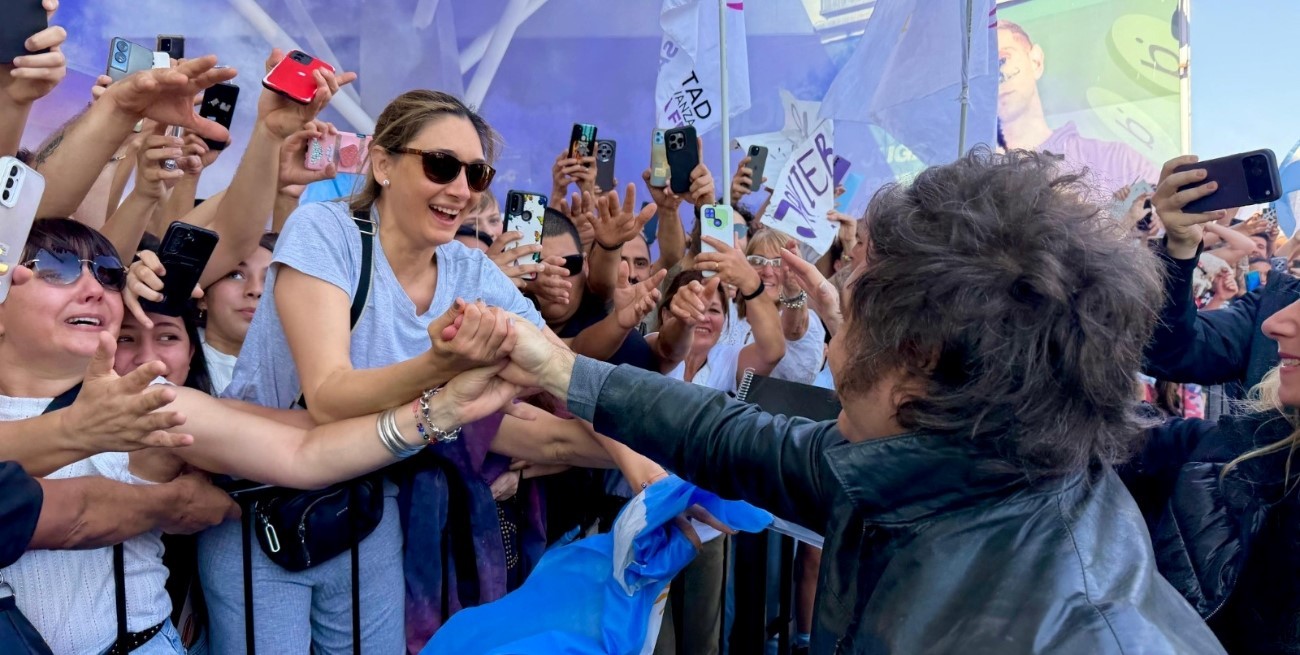 Breve paso de Javier Milei por Santa Fe: hubo incidentes y detenidos