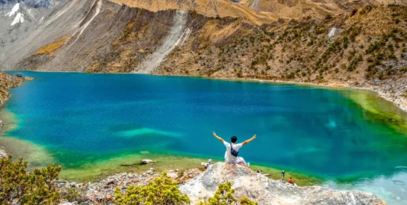 Turismo en alerta: expertos aconsejan utilizar la inteligencia artificial solo como “guía inicial”