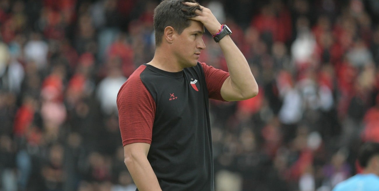 Colón armará "dos grupos" dentro de un mismo plantel