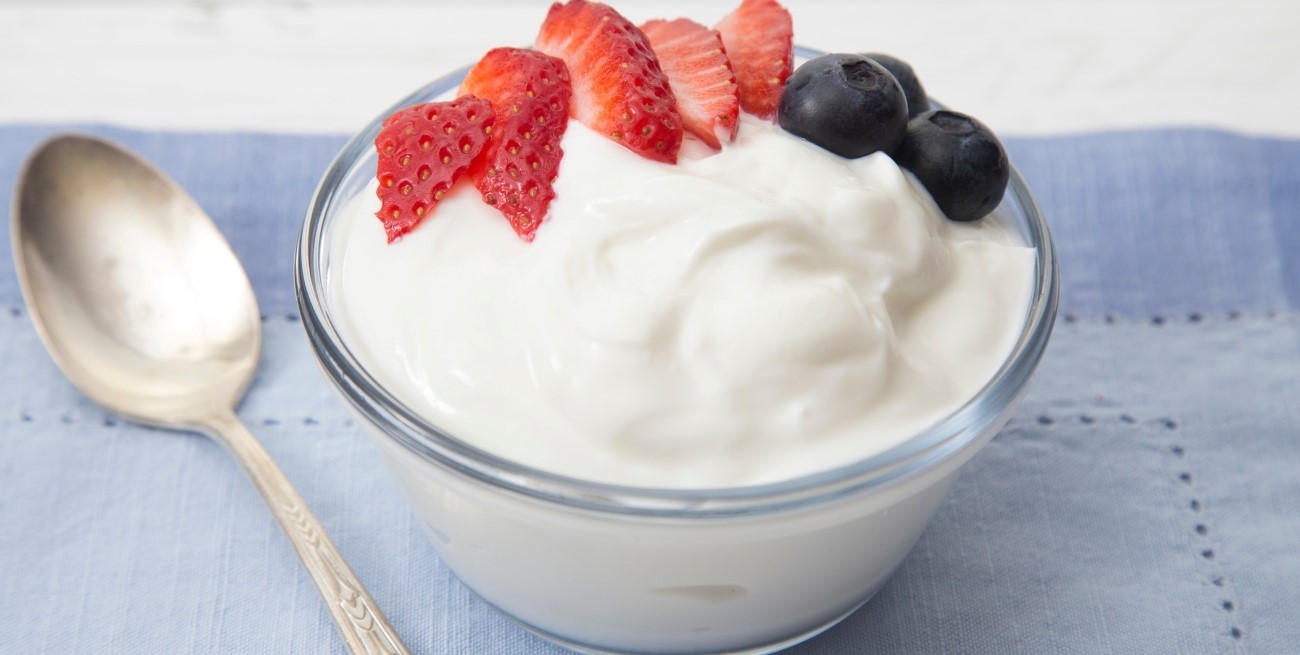 Cómo hacer yogur griego casero con 2 ingredientes: receta simple y efectiva