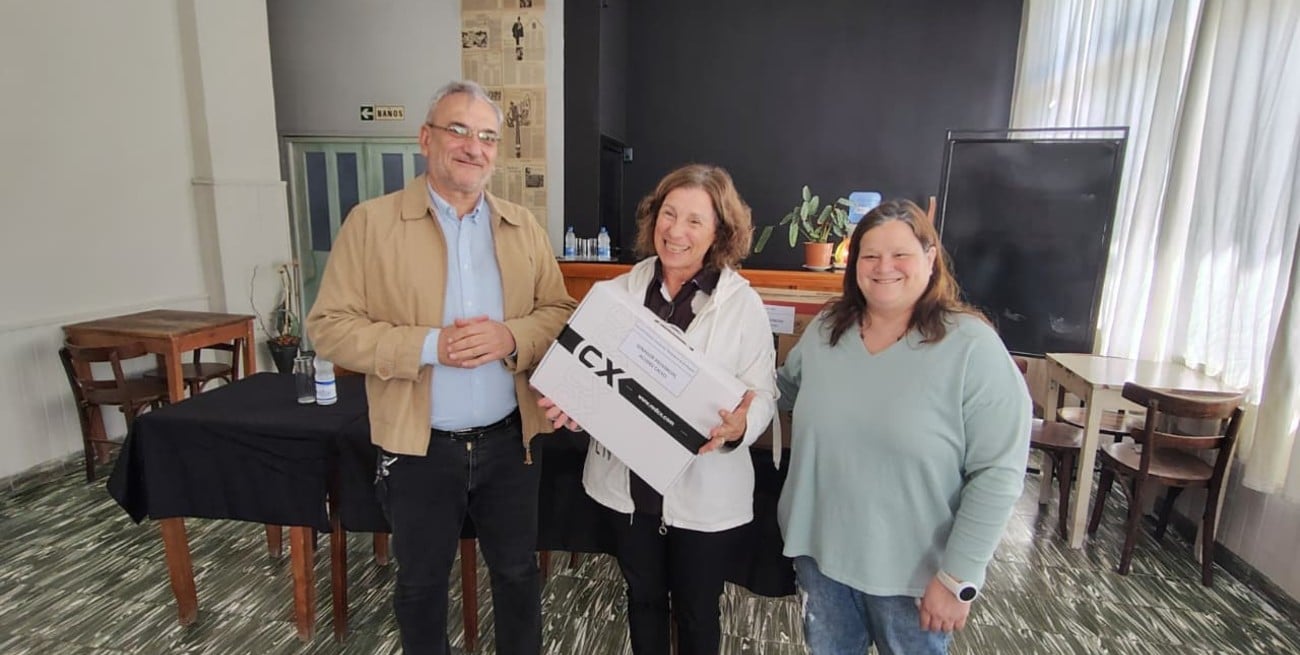 Calvo mantuvo un encuentro con instituciones intermedias de María Juana