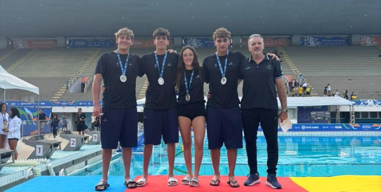 Jugadores de Regatas lograron la medalla de plata en el Sudamericano de Waterpolo