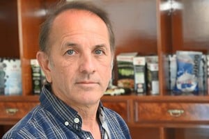 Benítez también brinda charlas motivacionales y busca innovar en la logística y comercialización. Crédito: Flavio Raina.