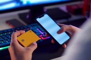 “En tres meses, más de 40 mil menores apostaron en un casino ilegal”, reveló el funcionario.