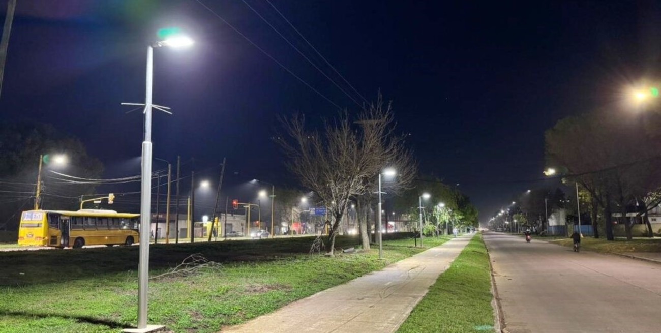 San Lorenzo amplía su red de iluminación LED con la bicisenda de calle Cittadini