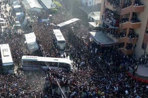El hospital Nasser en Khan Younis sigue recibiendo decenas de heridos cada día pese al alto el fuego. Foto: Reuters