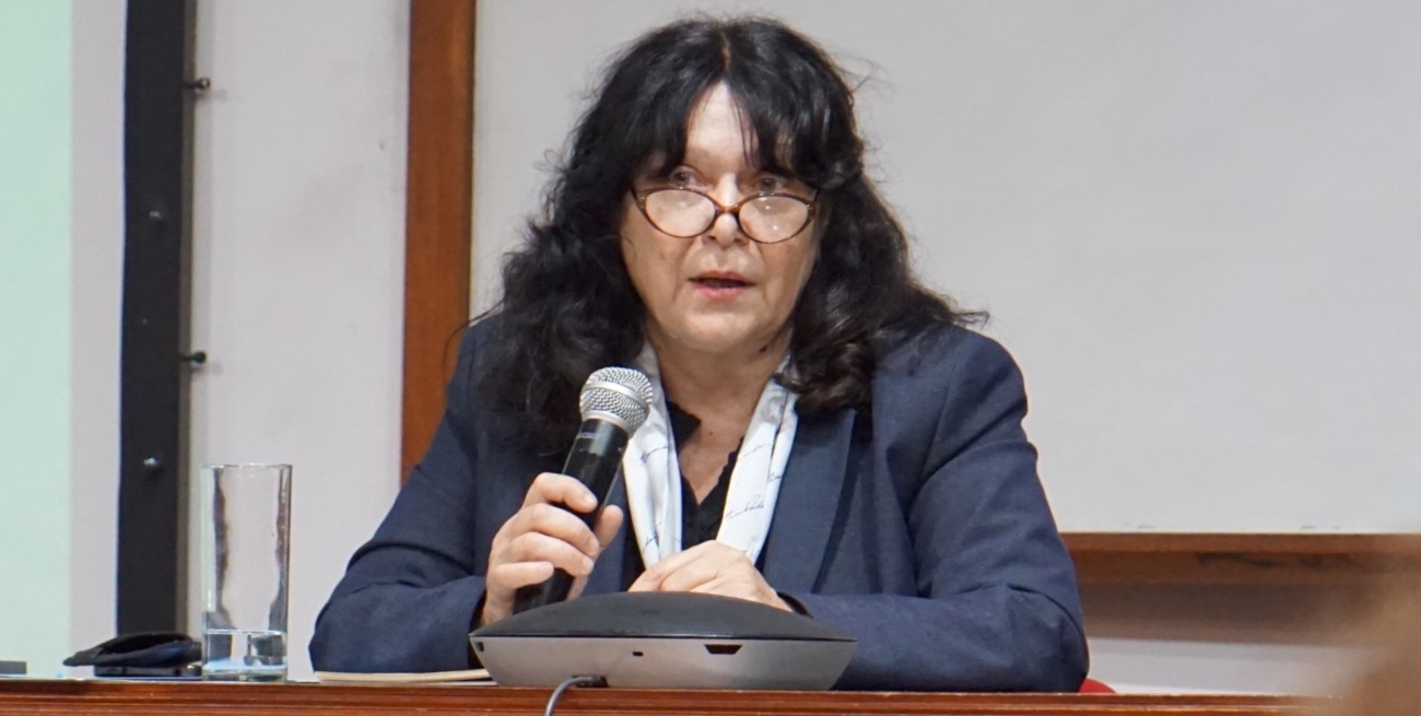 Maristella Svampa en el Ciclo de Diálogos de Nexo