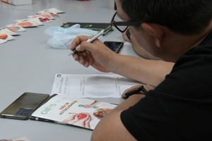 El CYBIS lanza talleres que invitan a revisar sus elecciones alimentarias, fomentando el uso de alimentos naturales y menos procesados. Foto: Manuel Fabatia