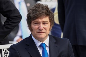 Milei amplificó en redes los datos turísticos difundidos por intendentes y funcionarios nacionales.