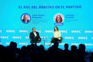 Maqueda habló en el Coloquio de Idea