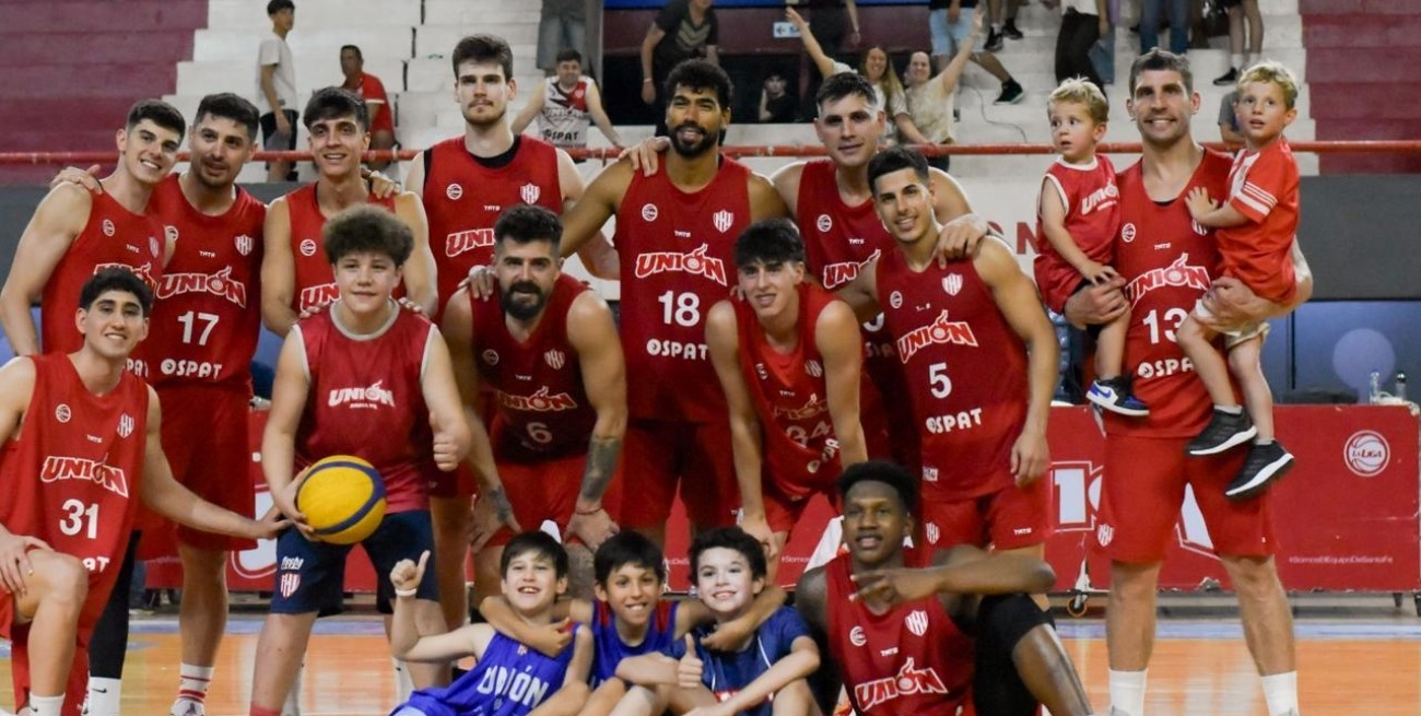 Unión debutó como local en la Liga Nacional de Básquet con triunfo