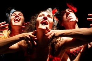 La puesta  tiene el sello característico del colectivo El Rayo Misterioso. Foto: Gentileza producción